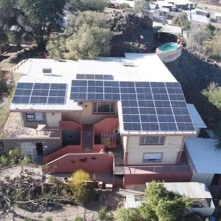 Larochelle Guesthouse Keetmanshoop Kültér fotó