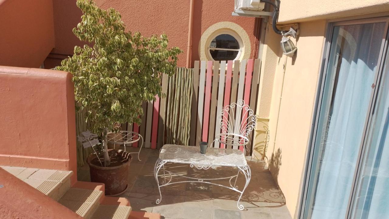 Larochelle Guesthouse Keetmanshoop Kültér fotó