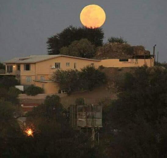Larochelle Guesthouse Keetmanshoop Kültér fotó